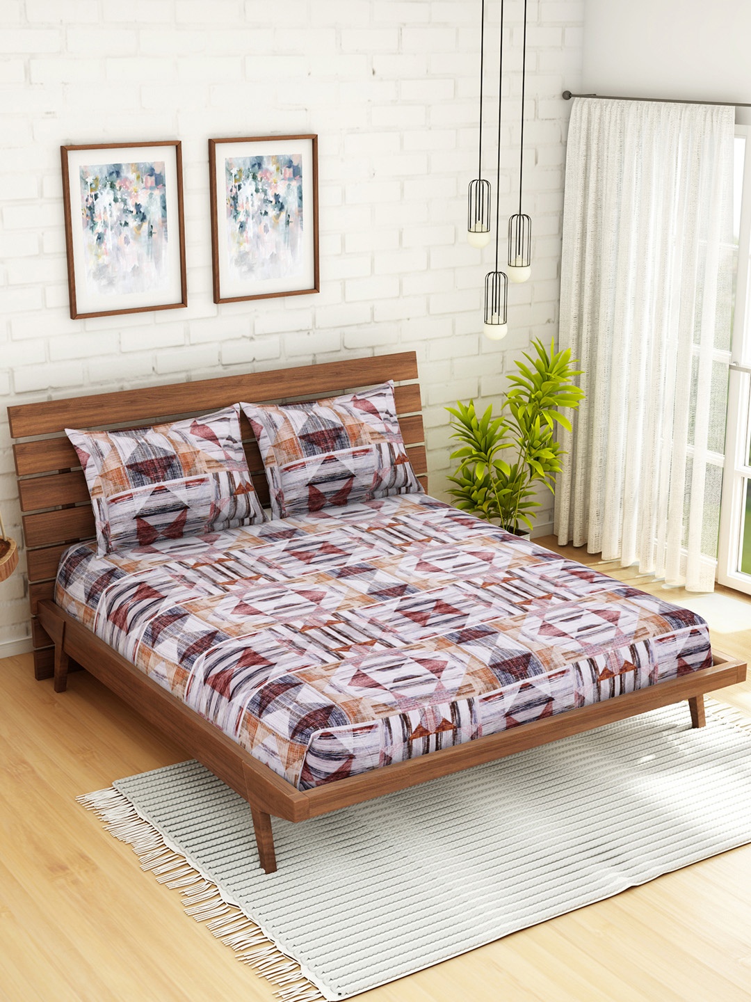 

WELHOME Off-White & Brown Geometric 200 TC 1 Microfibre Queen Bedsheet with 2 Pillow Covers