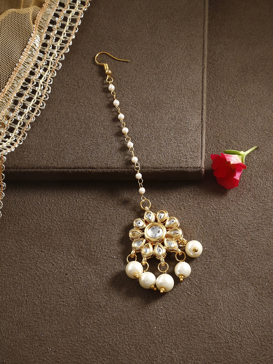 

Bamboo Tree Jewels Gold-Toned Maang Tika