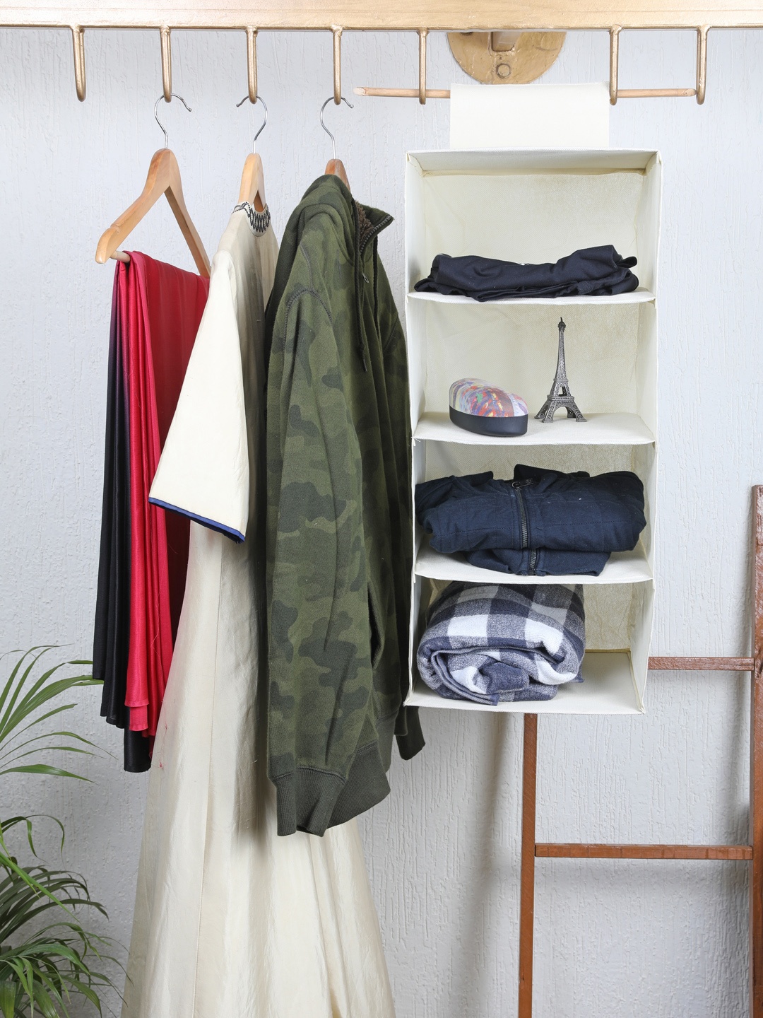 

My Gift Booth Cream-Coloured Solid 4-Shelves Hanging Wardrobe Organiser