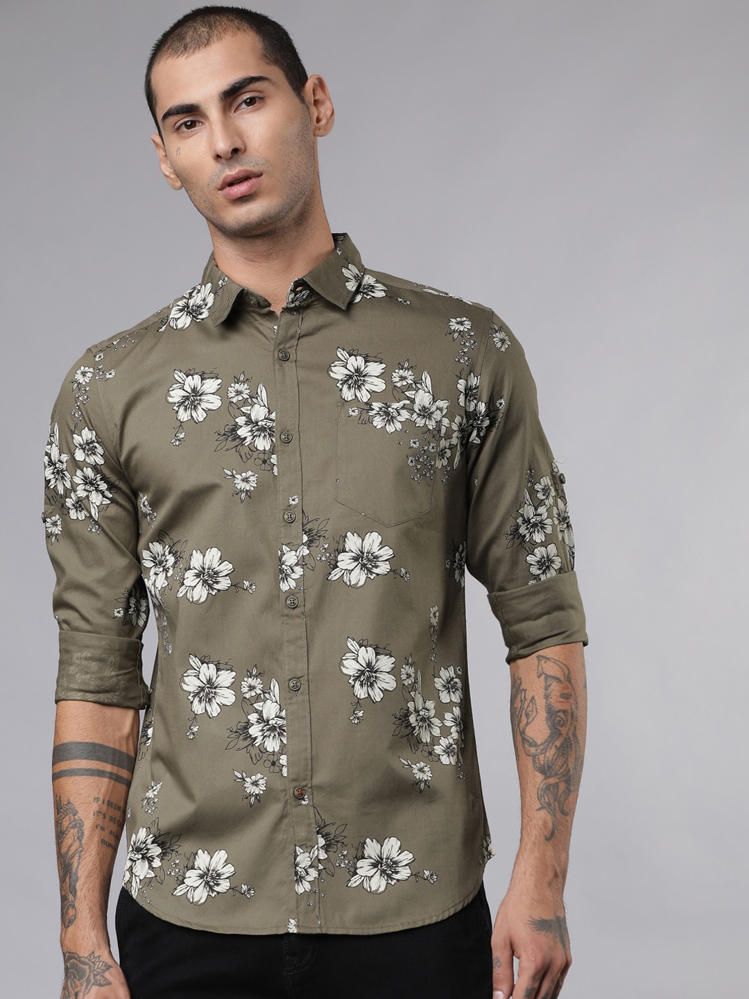 

LOCOMOTIVE Men Olive Green & Off-White Slim Fit Printed Casual Shirt