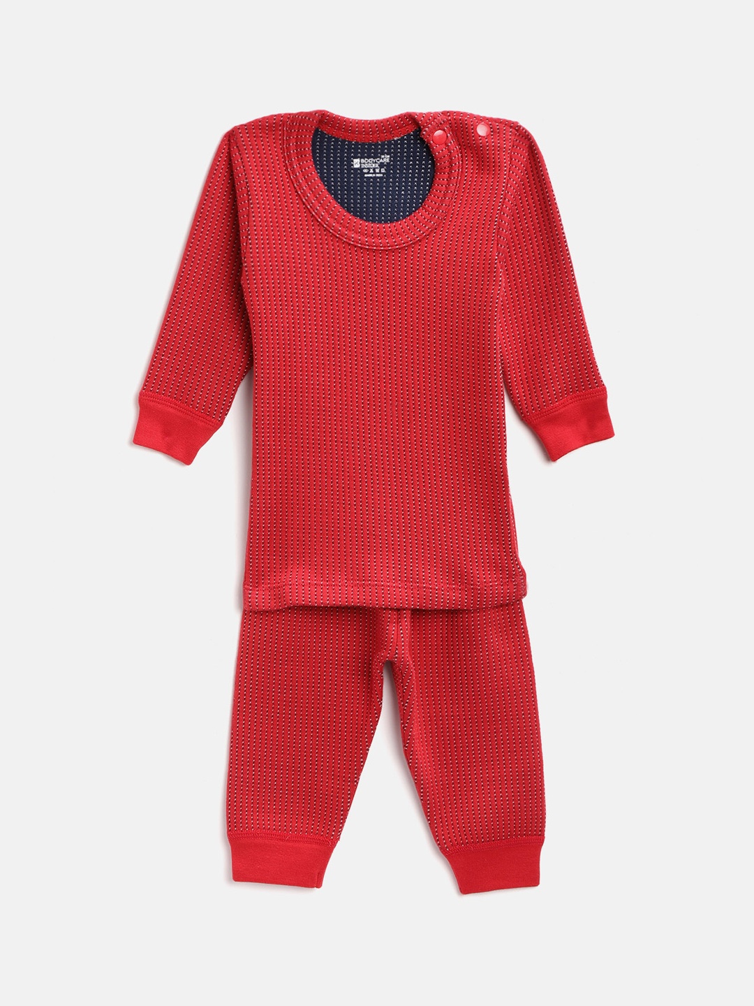 

BODYCARE INSIDER Boys Red Self-Design Anti-Bacterial Thermal Set