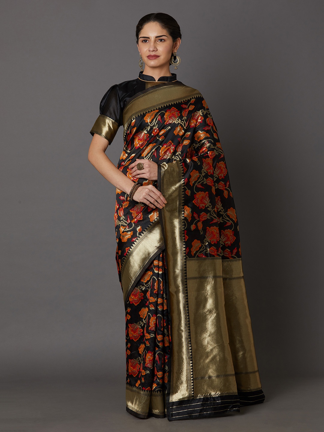 

Mitera Black & Red Silk Blend Woven Design Kanjeevaram Saree