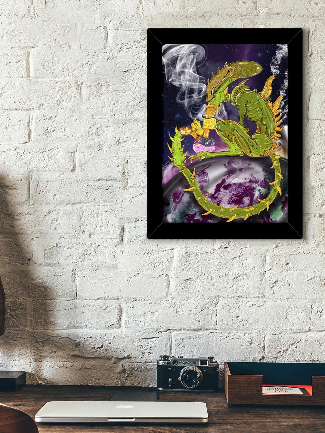 

TIED RIBBONS Black & Green Solid Abstract Wall Art