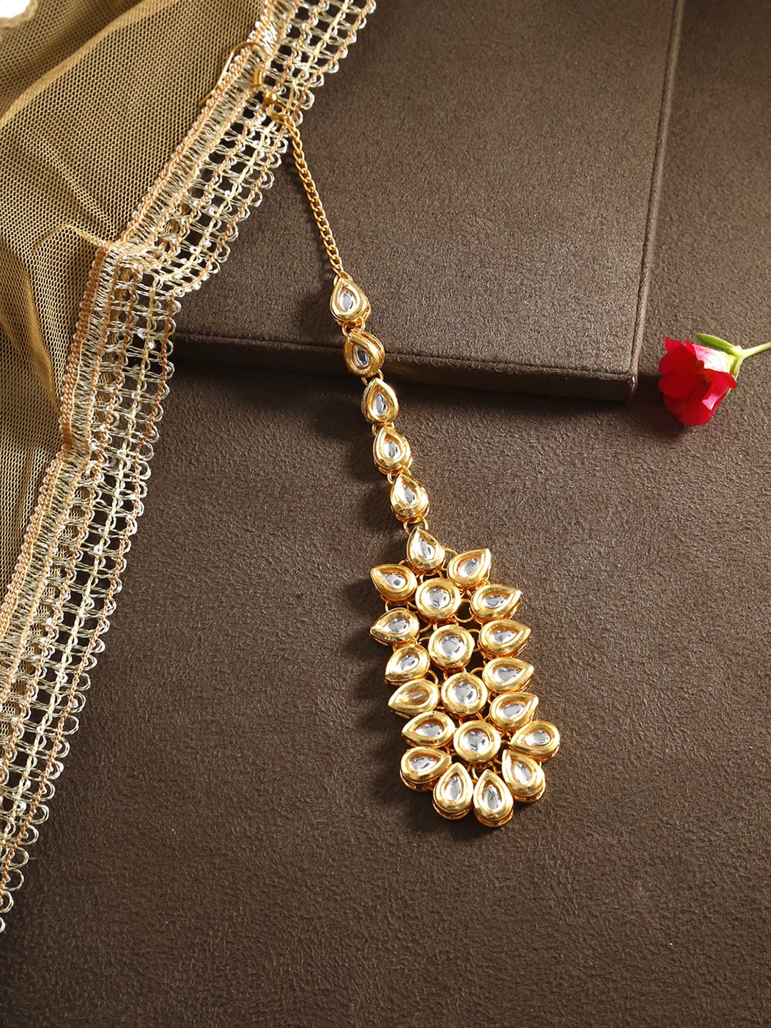 

Bamboo Tree Jewels Gold-Toned Maang Tika