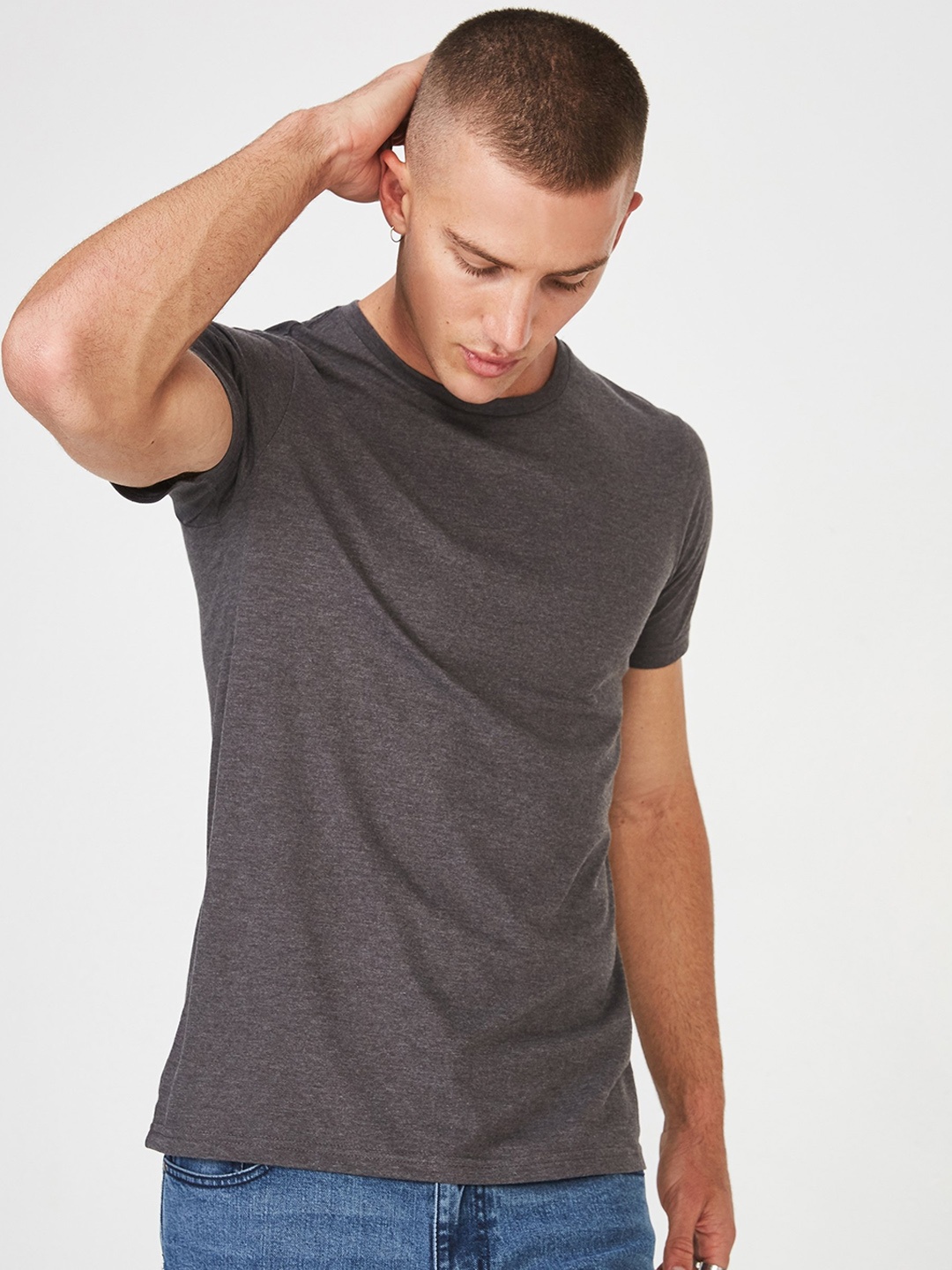 COTTON ON Men Charcoal Grey Solid Round Neck T-shirt