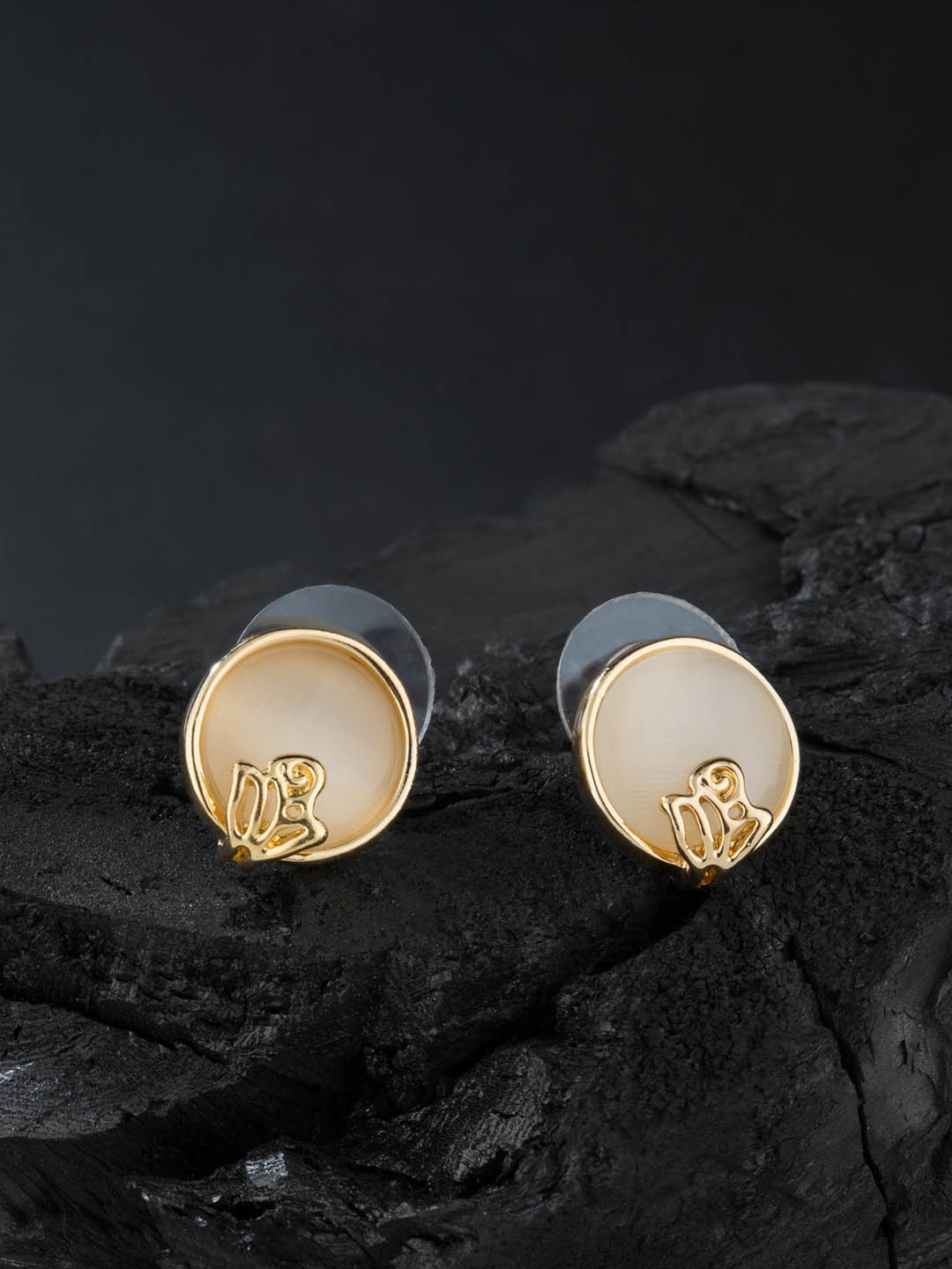 

E2O Gold-Plated Cream-Coloured Circular Studs