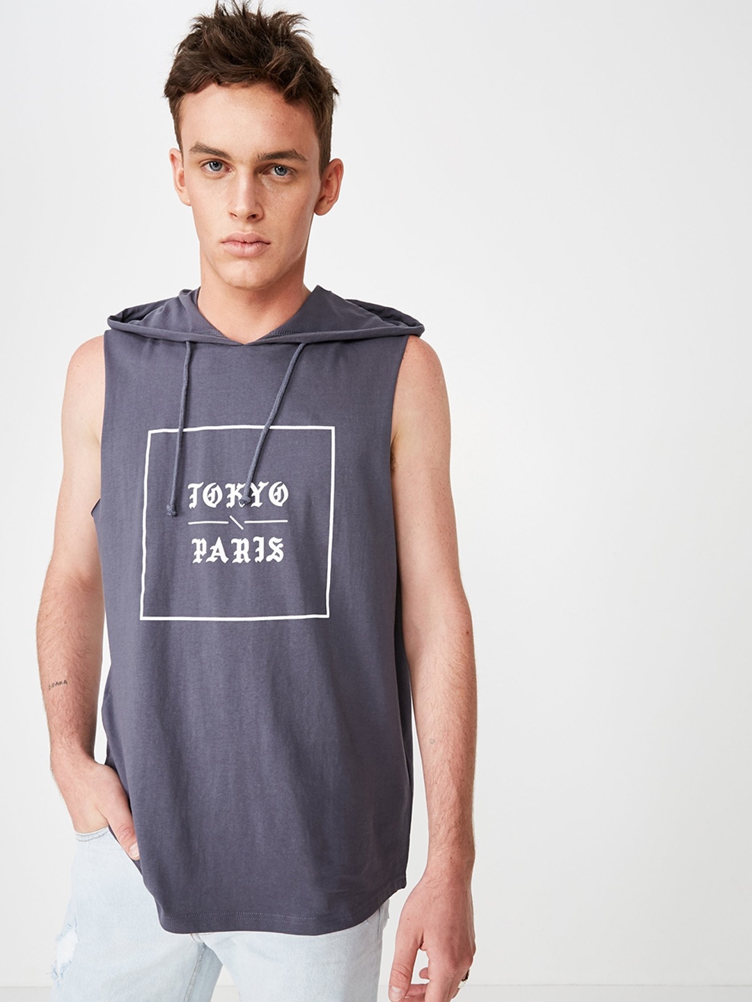 

COTTON ON Men Blue & White Printed Hood T-shirt