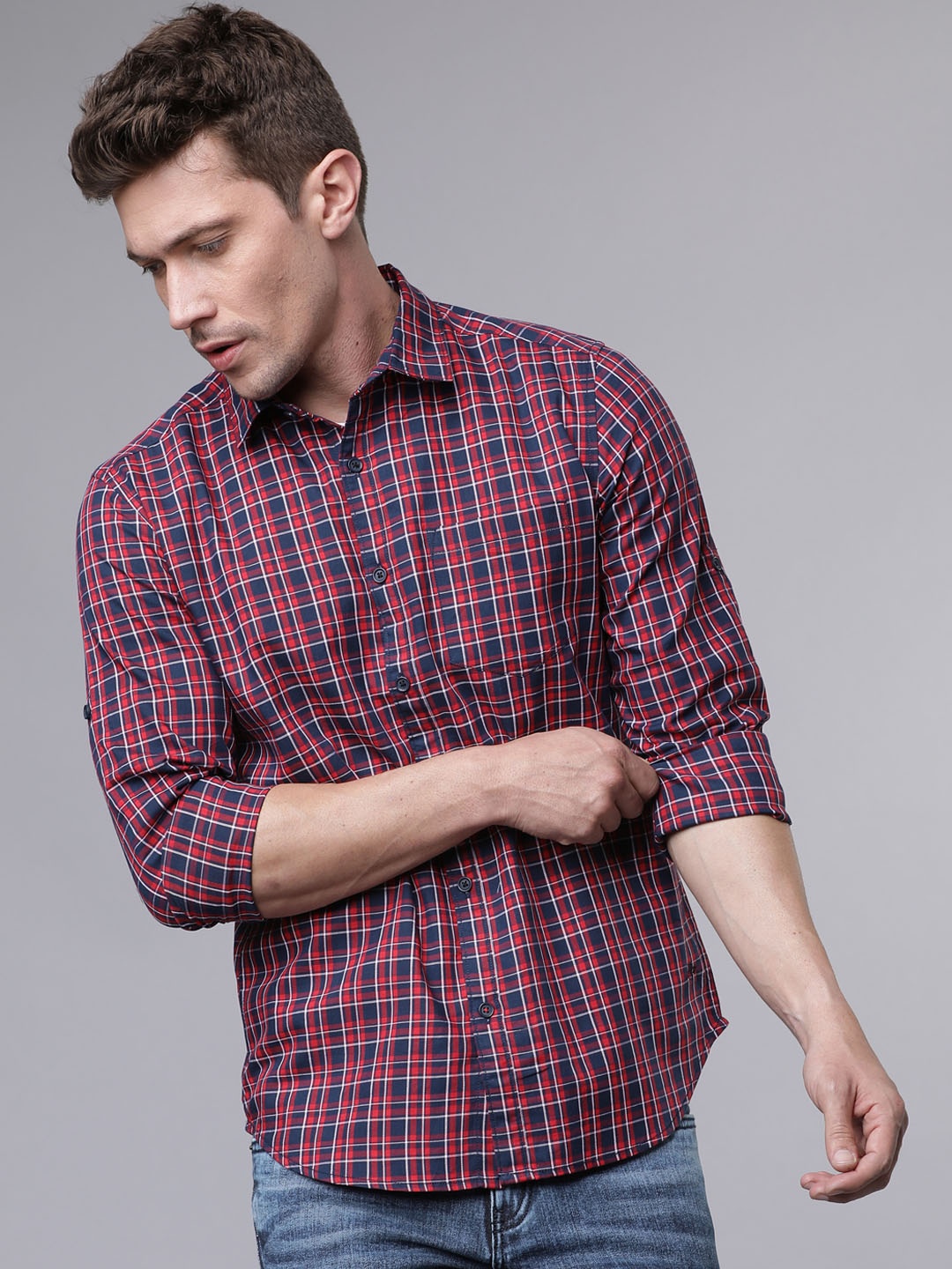 LOCOMOTIVE Men Navy Blue & Red Slim Fit Checked Casual Shirt