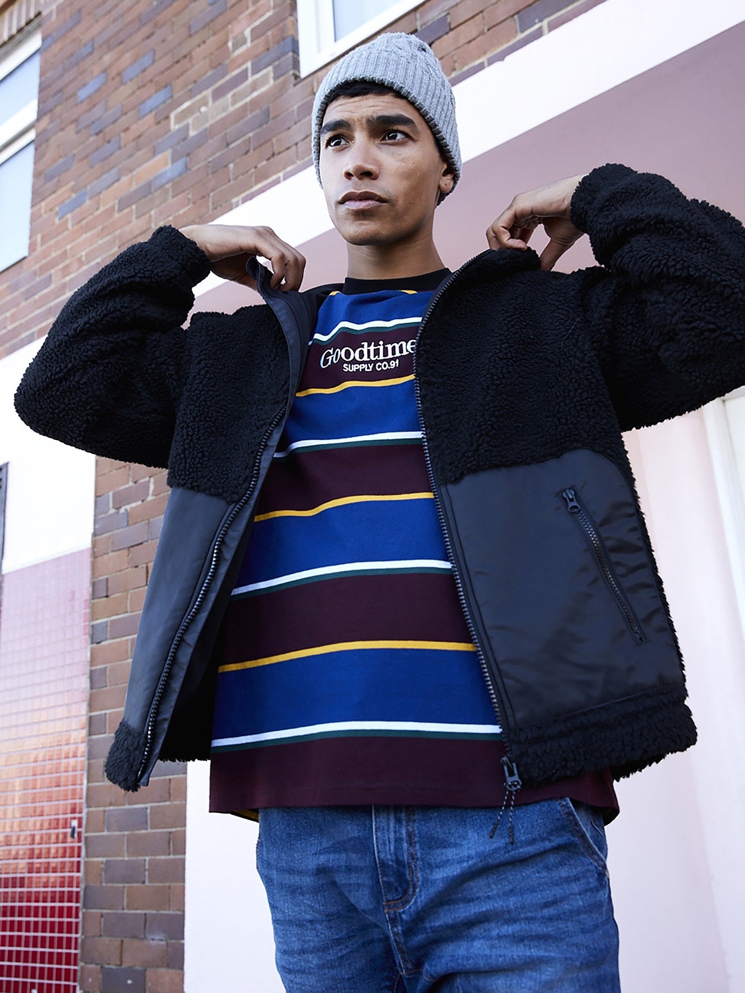 

COTTON ON Men Blue Downtown Striped Round Neck T-shirt