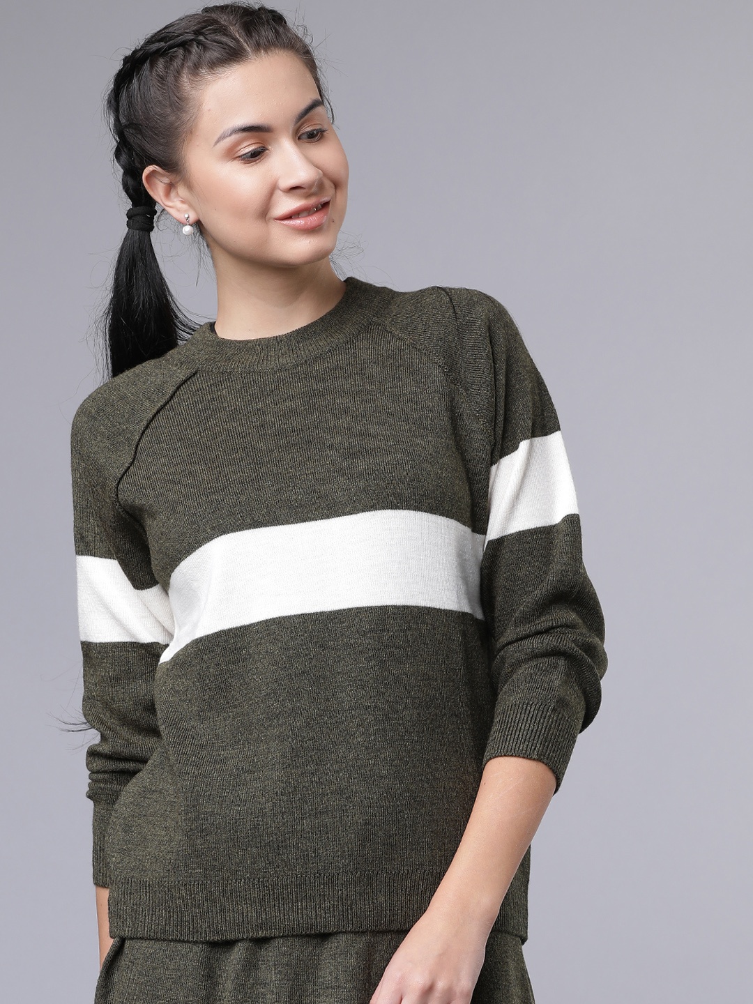 

Tokyo Talkies Women Olive Green & White Colourblocked Pullover Sweater