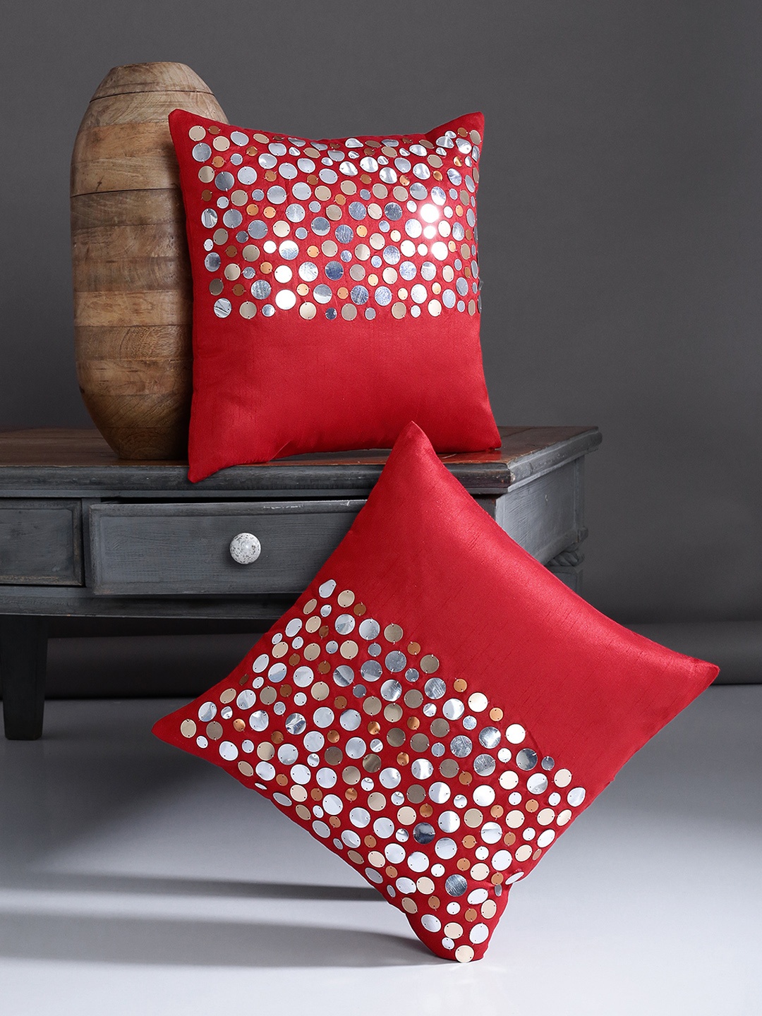 

Alina decor Red Set of 2 Sequinned Square Cushion Covers