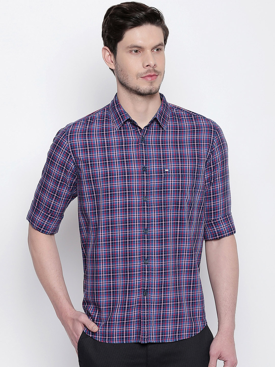 

Basics Men Blue & Pink Slim Fit Checked Casual Shirt