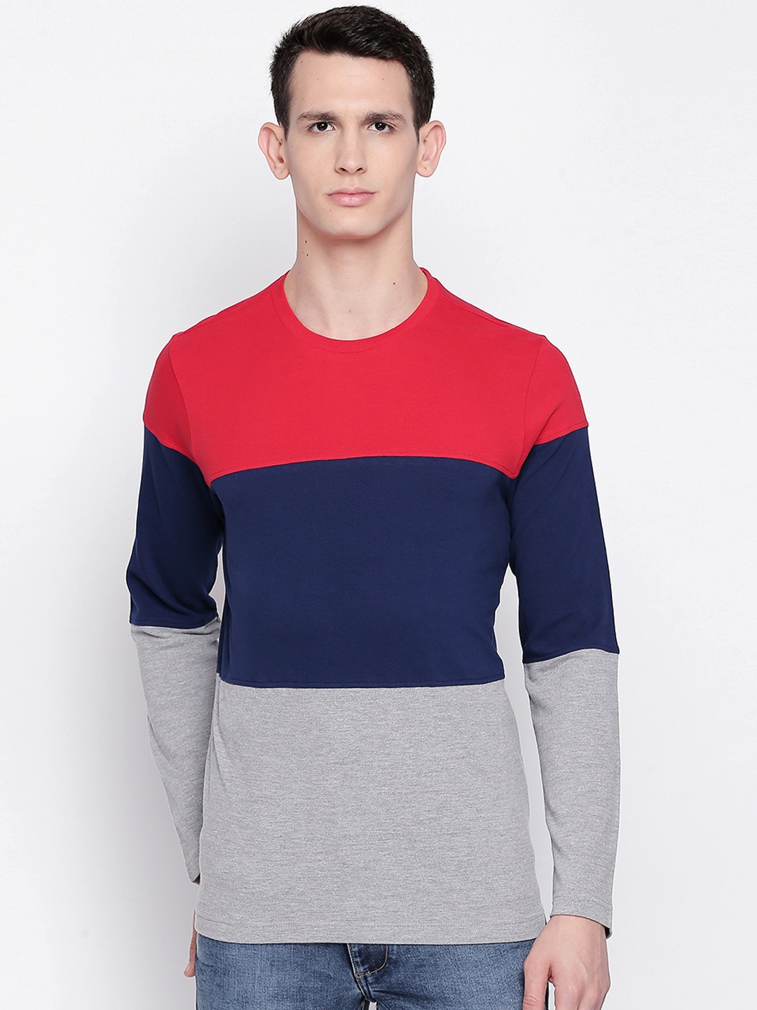 

Basics Men Red Colourblocked Round Neck T-shirt