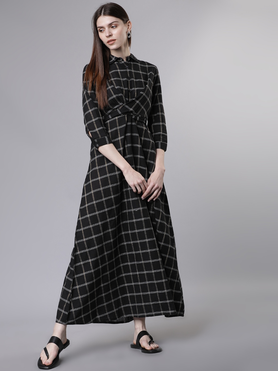 

Vishudh Women Black & Grey Checked Shirt Dress