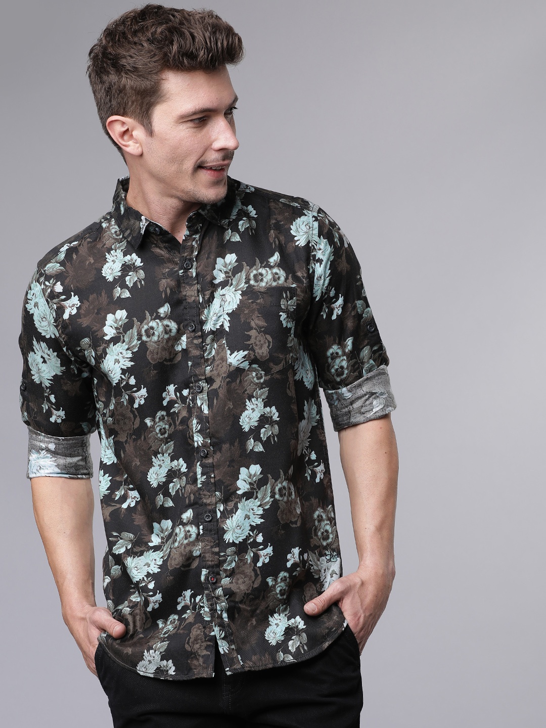 

LOCOMOTIVE Men Black & Blue Slim Fit Printed Casual Shirt