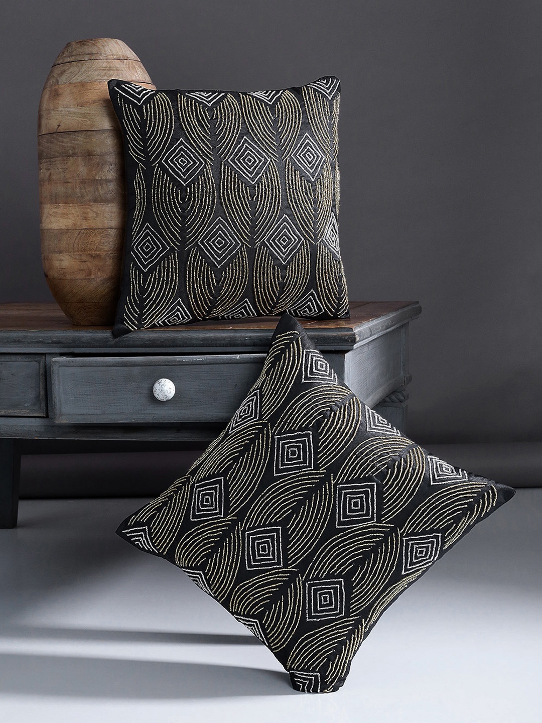 

Alina decor Black & Gold-Toned Set of 2 Solid Square Cushion Covers