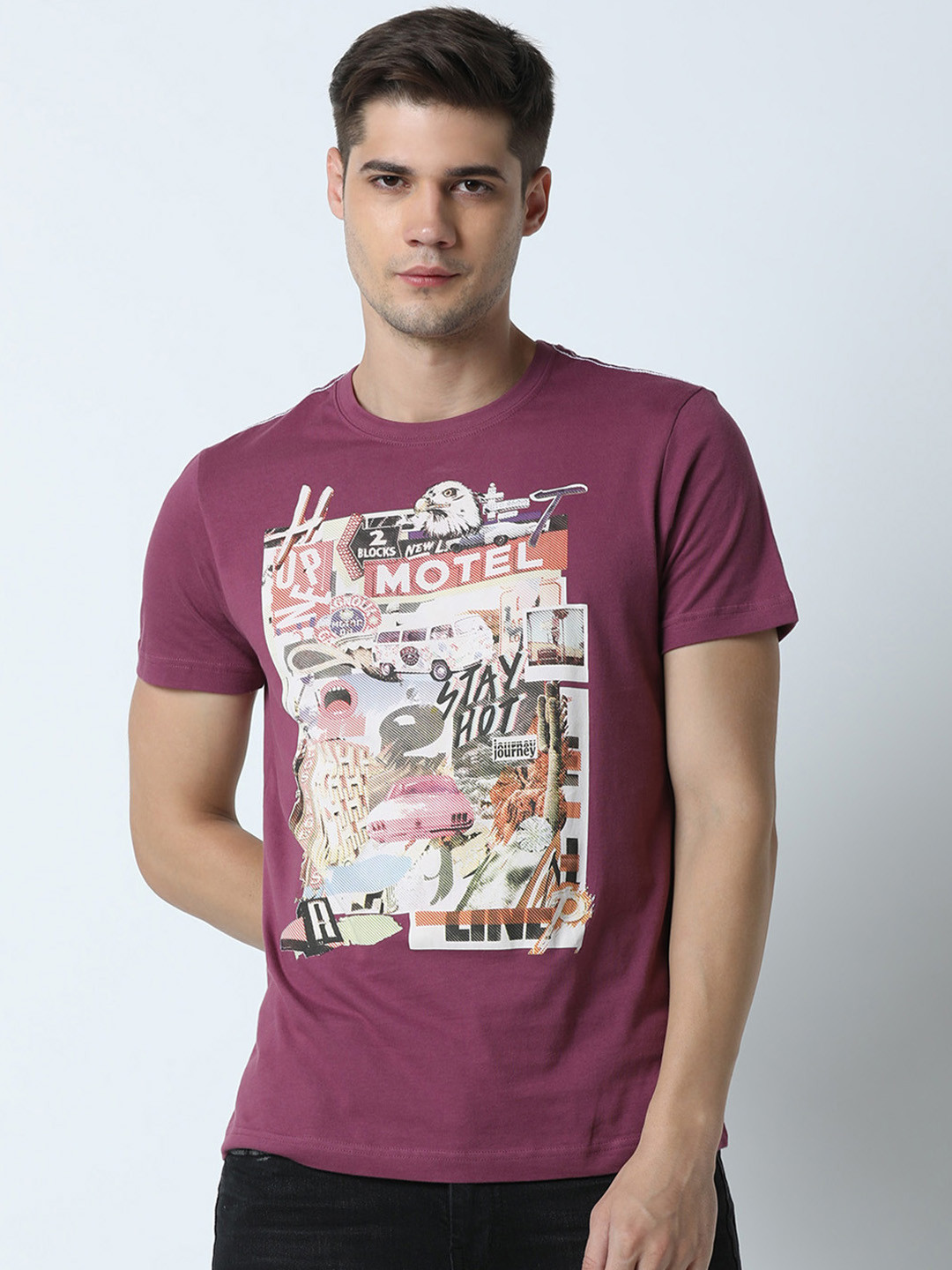 

Huetrap Men Purple Printed Round Neck T-shirt