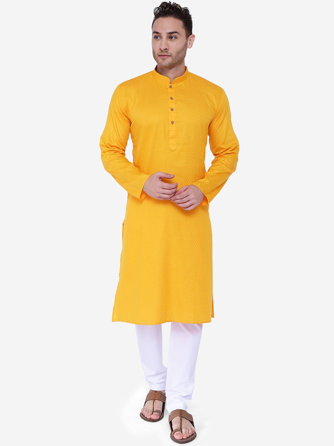 

RAJUBHAI HARGOVINDAS Men Yellow Printed Straight Kurta