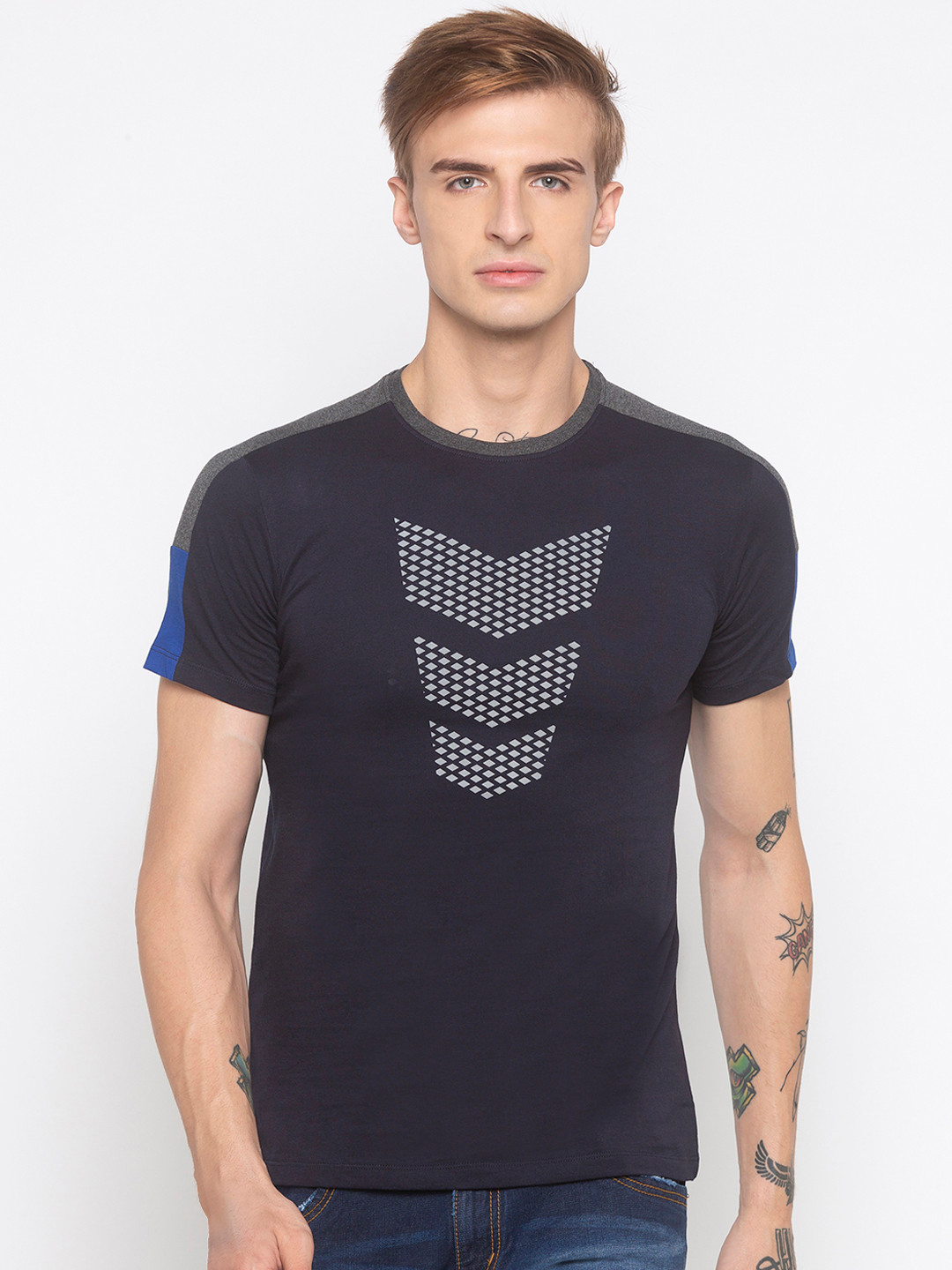 

Globus Men Navy Blue Printed Round Neck T-shirt