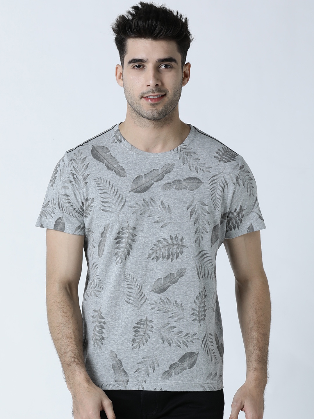 Huetrap Men Grey Printed Round Neck T-shirt