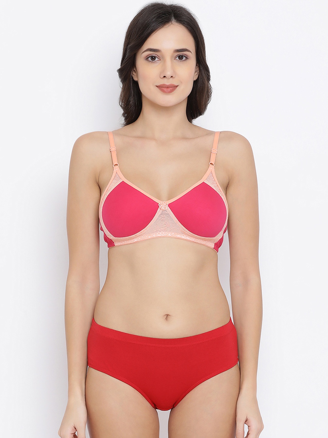 

Clovia Women Red & Pink Solid Lingerie Set COMBBP89032B