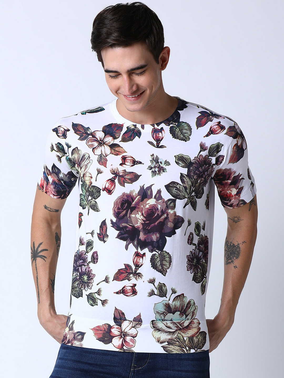 

Huetrap Men White Printed Round Neck T-shirt