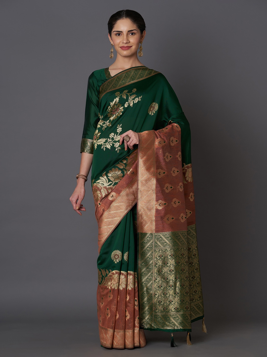 

Mitera Green Silk Blend Woven Design Kanjeevaram Saree