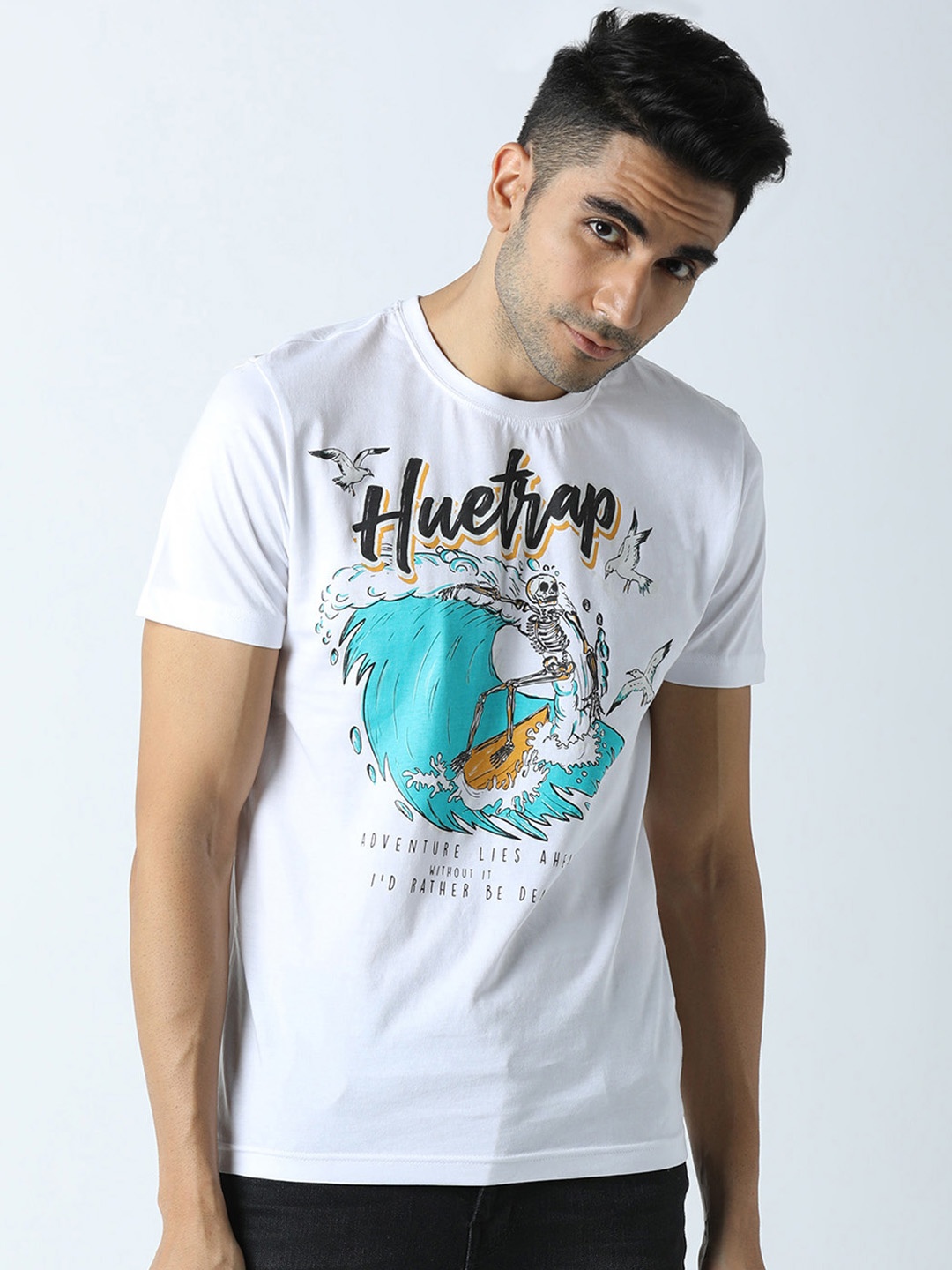 

Huetrap Men White Printed Round Neck T-shirt