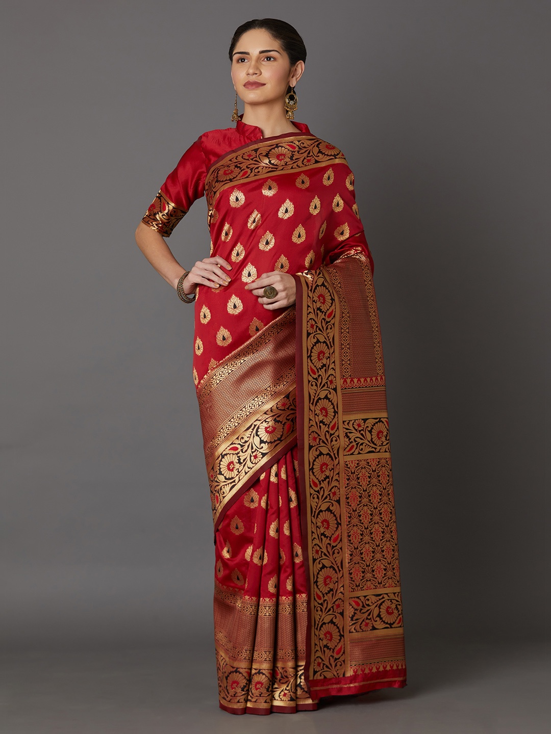 

Mitera Maroon & Gold-Coloured Silk Blend Woven Design Kanjeevaram Saree