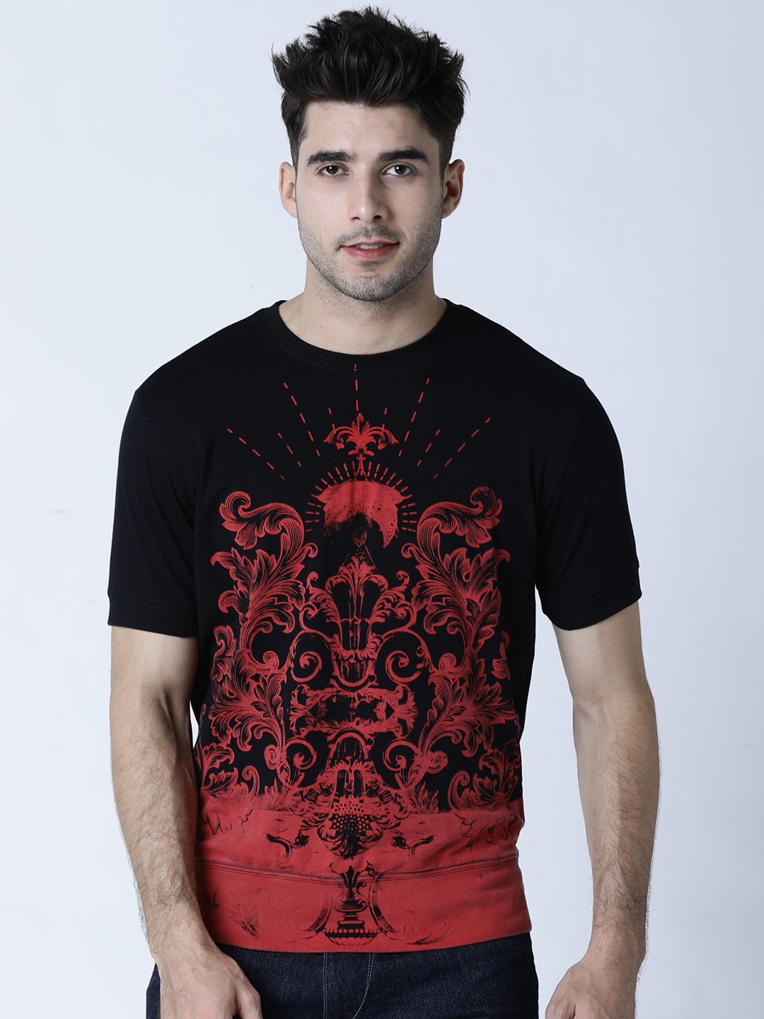 

Huetrap Men Black Printed Round Neck T-shirt