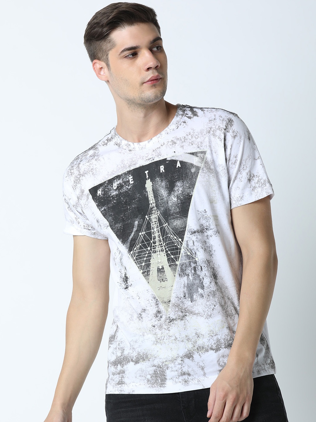 

Huetrap Men White Printed Round Neck T-shirt