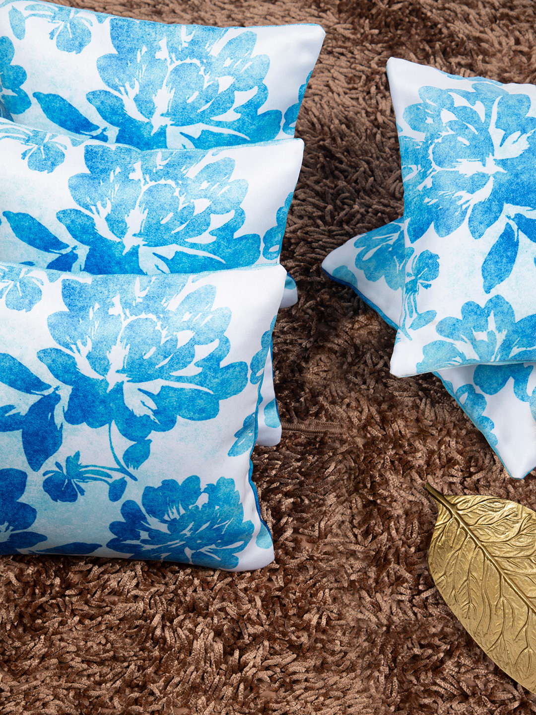 

HOUZZCODE Off-White & Blue Set of 5 Floral Square Cushion Covers