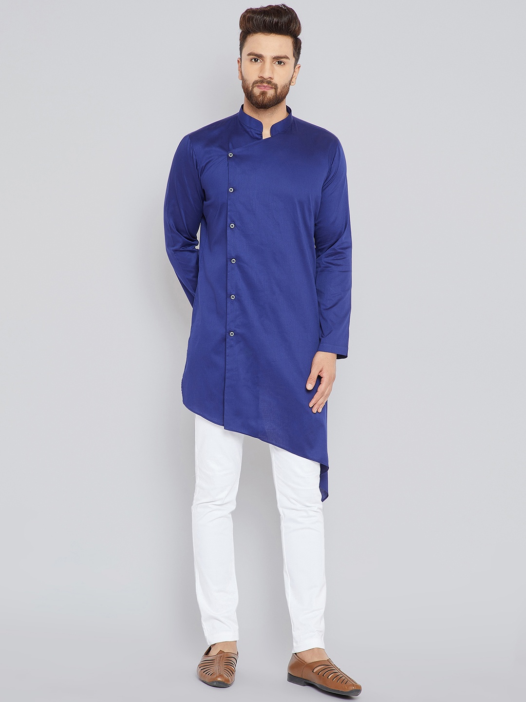 

See Designs Men Blue Solid Straight Kurta