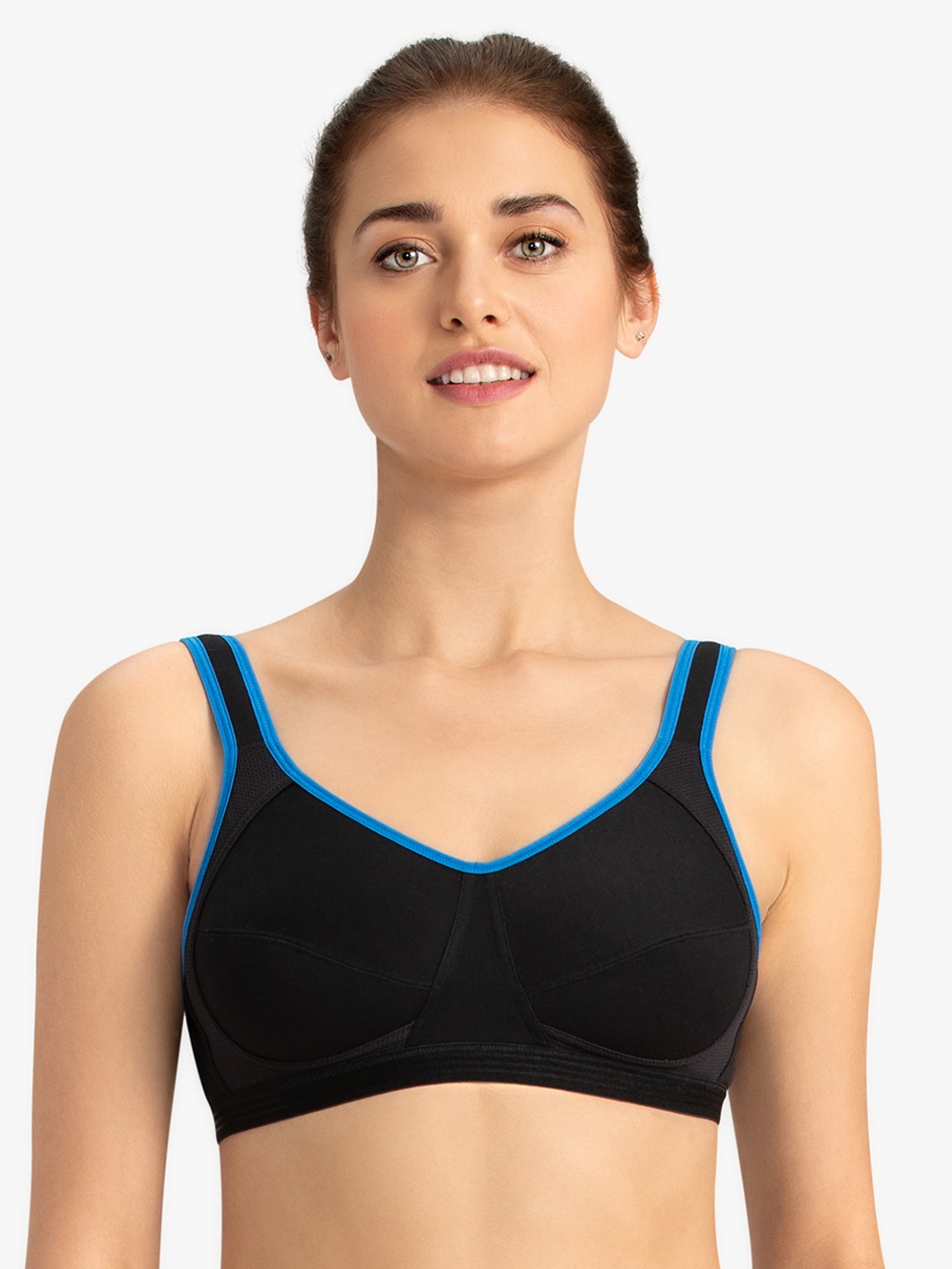 

Amante Woman Black Solid Non-Wired Lightly Padded Sports Bra -ABR18103