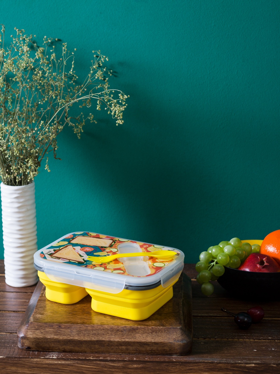 

Chumbak Yellow Humble Hunger Plastic Lunch Box