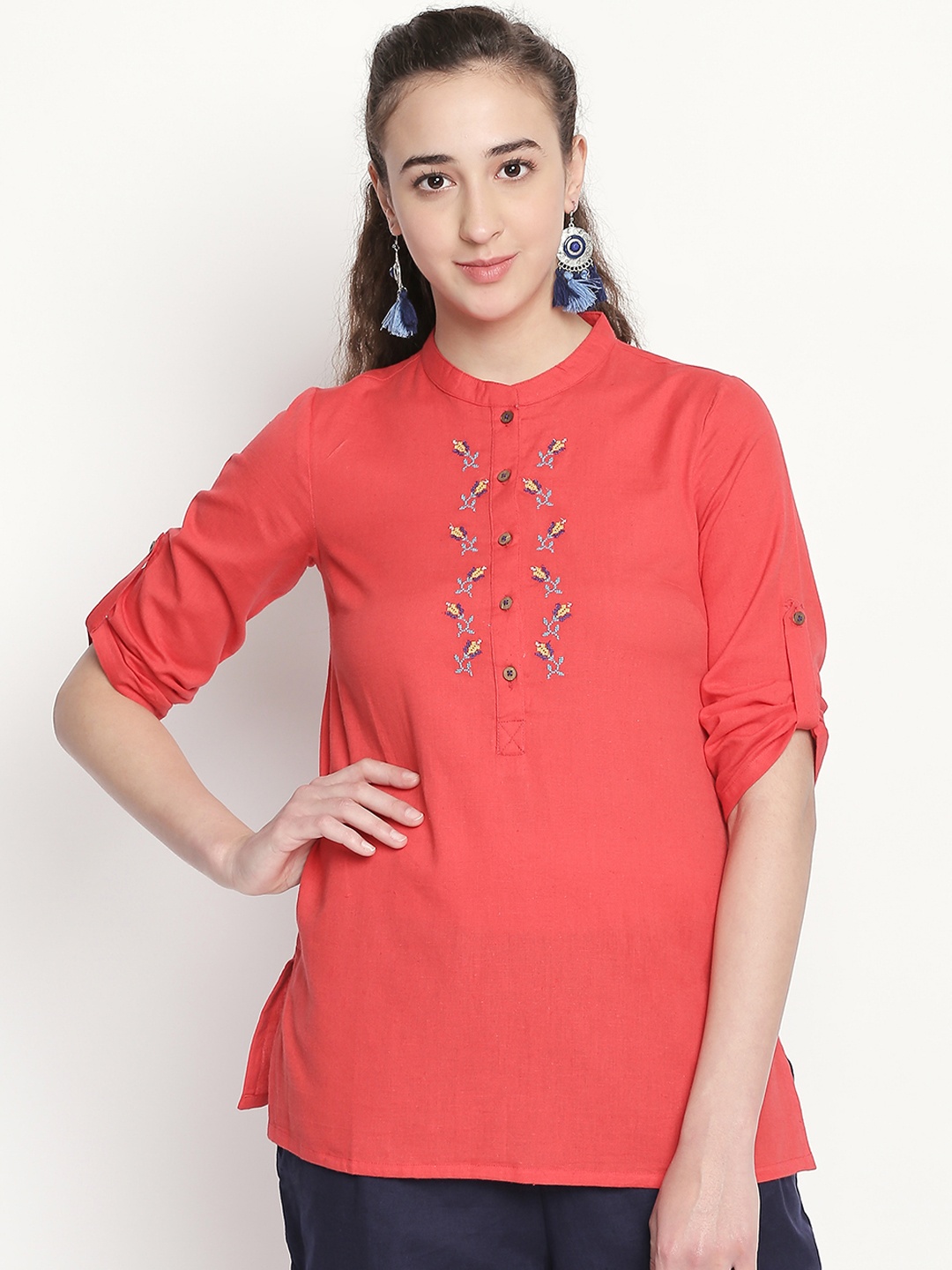 

AKKRITI BY PANTALOONS Coral Red Solid Tunic with Embroidered Detail