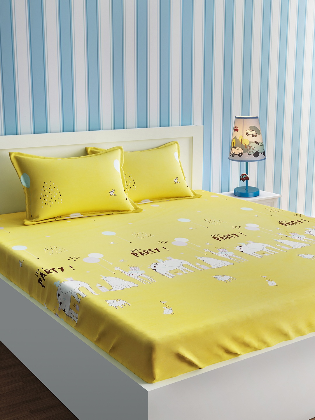 

URBAN DREAM Yellow & Pink 210 TC Cotton 1 King Bedsheet with 2 Pillow Covers