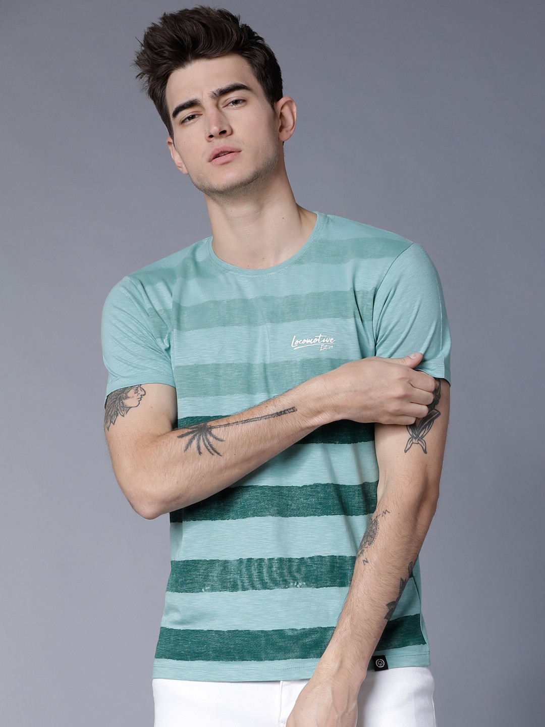 

LOCOMOTIVE Men Green Striped Round Neck T-shirt