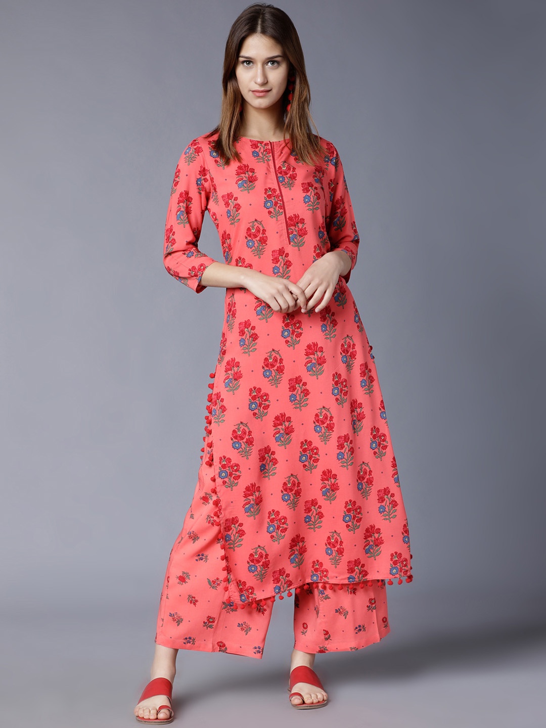 

Vishudh Women Pink Printed Kurta with Palazzos