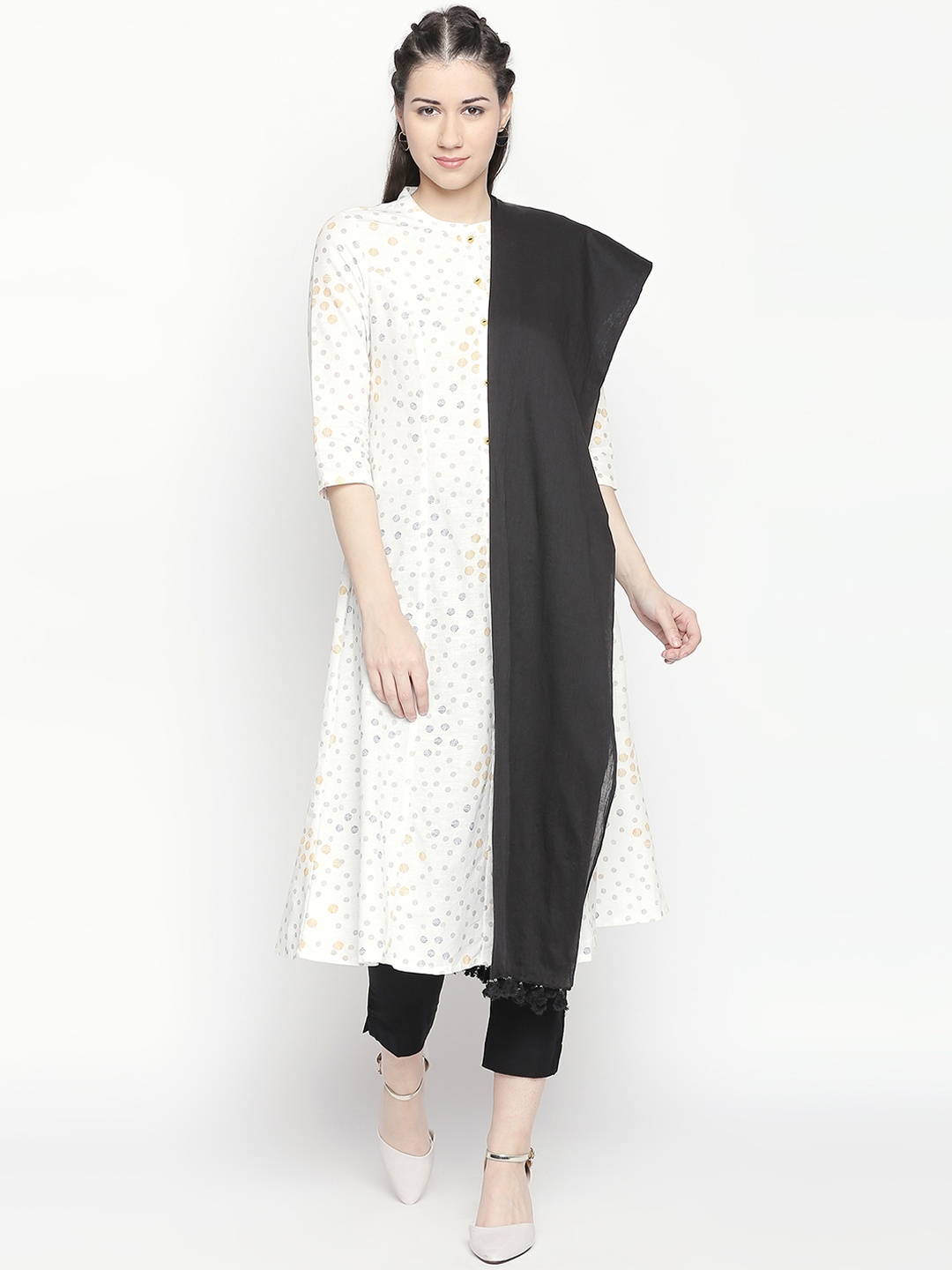 

RANGMANCH BY PANTALOONS Black Solid Pure Cotton Dupatta