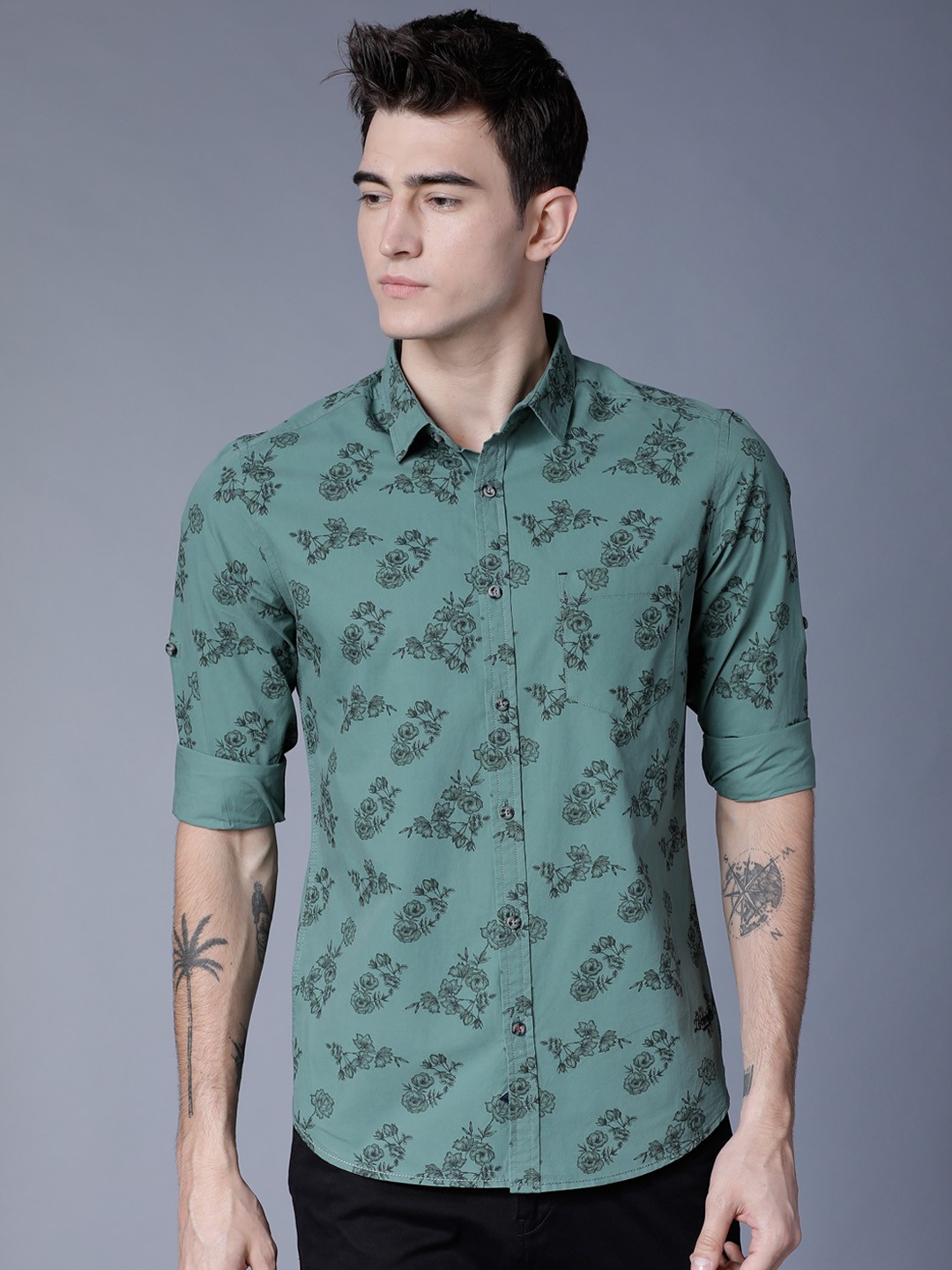 

LOCOMOTIVE Men Green & Black Slim Fit Printed Casual Shirt