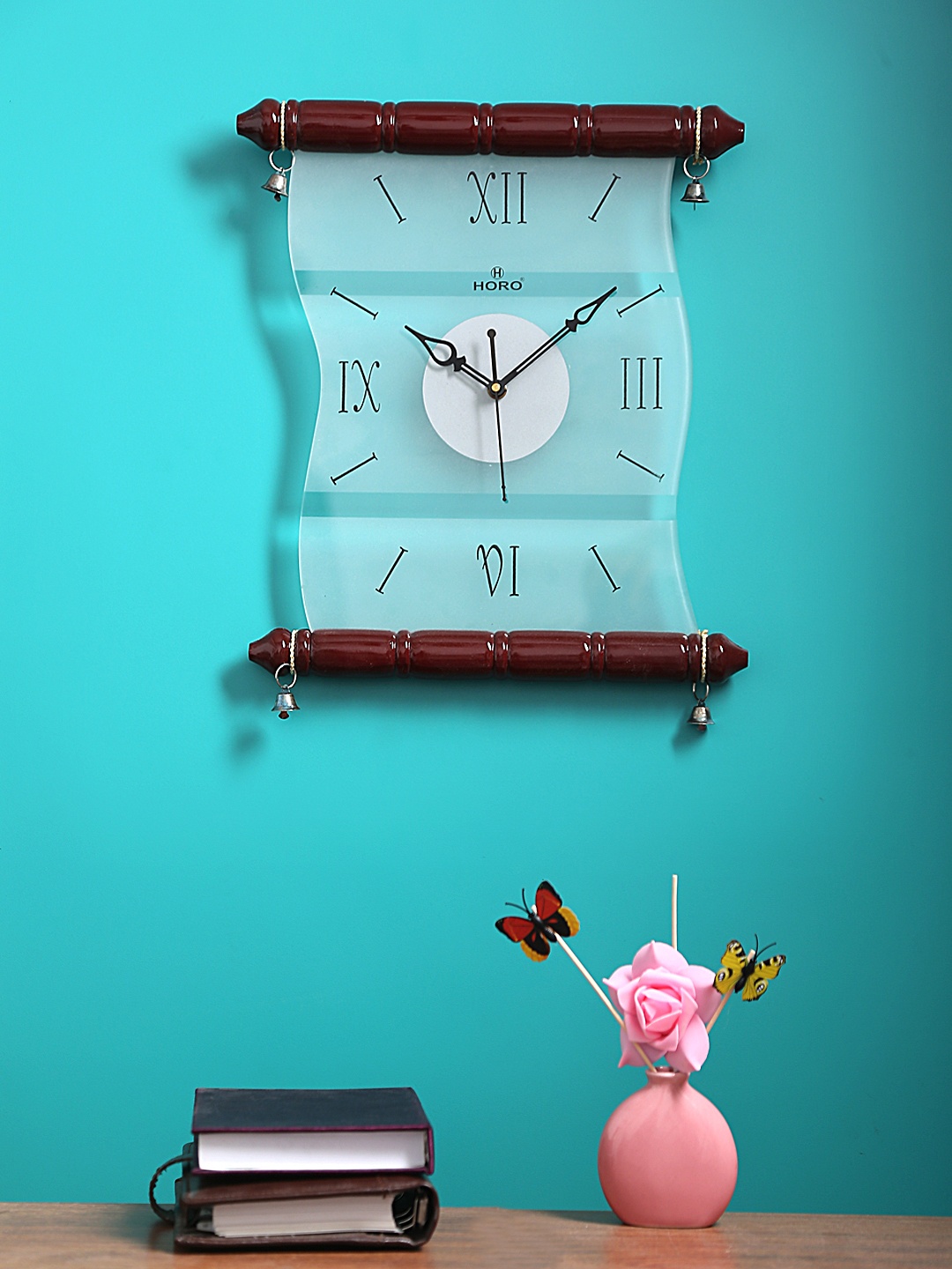 

Horo White Handcrafted Rectangle Solid Analogue Wall Clock
