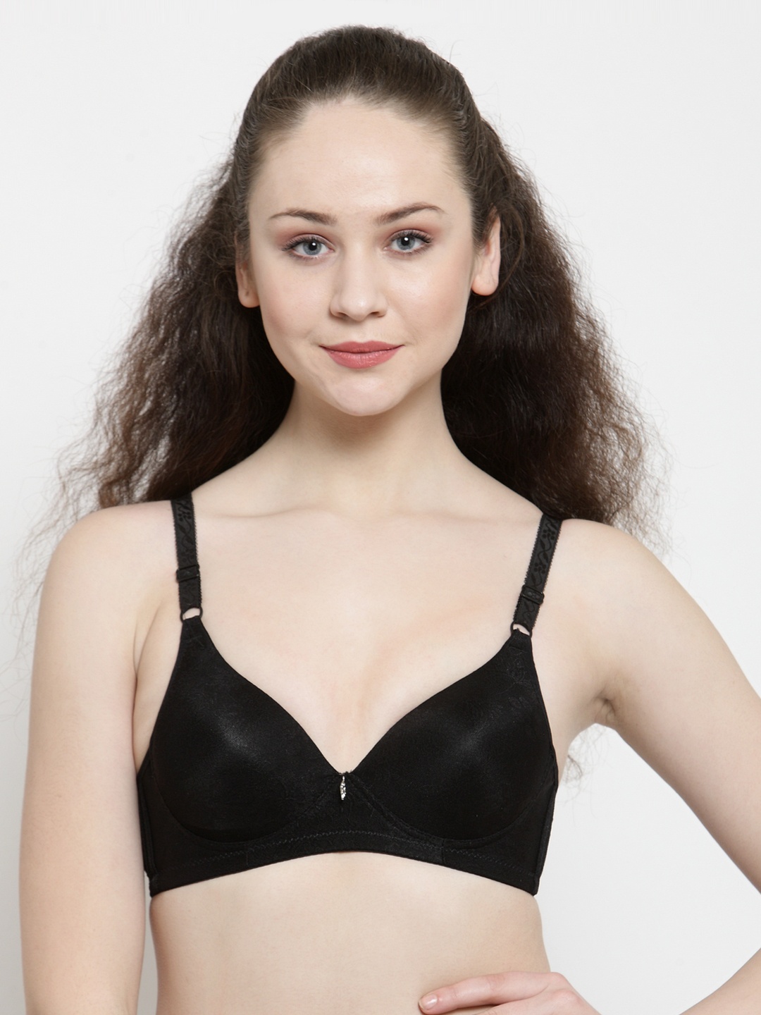 

Friskers Black Solid Non-Wired Lightly Padded T-shirt Bra O-3322-01