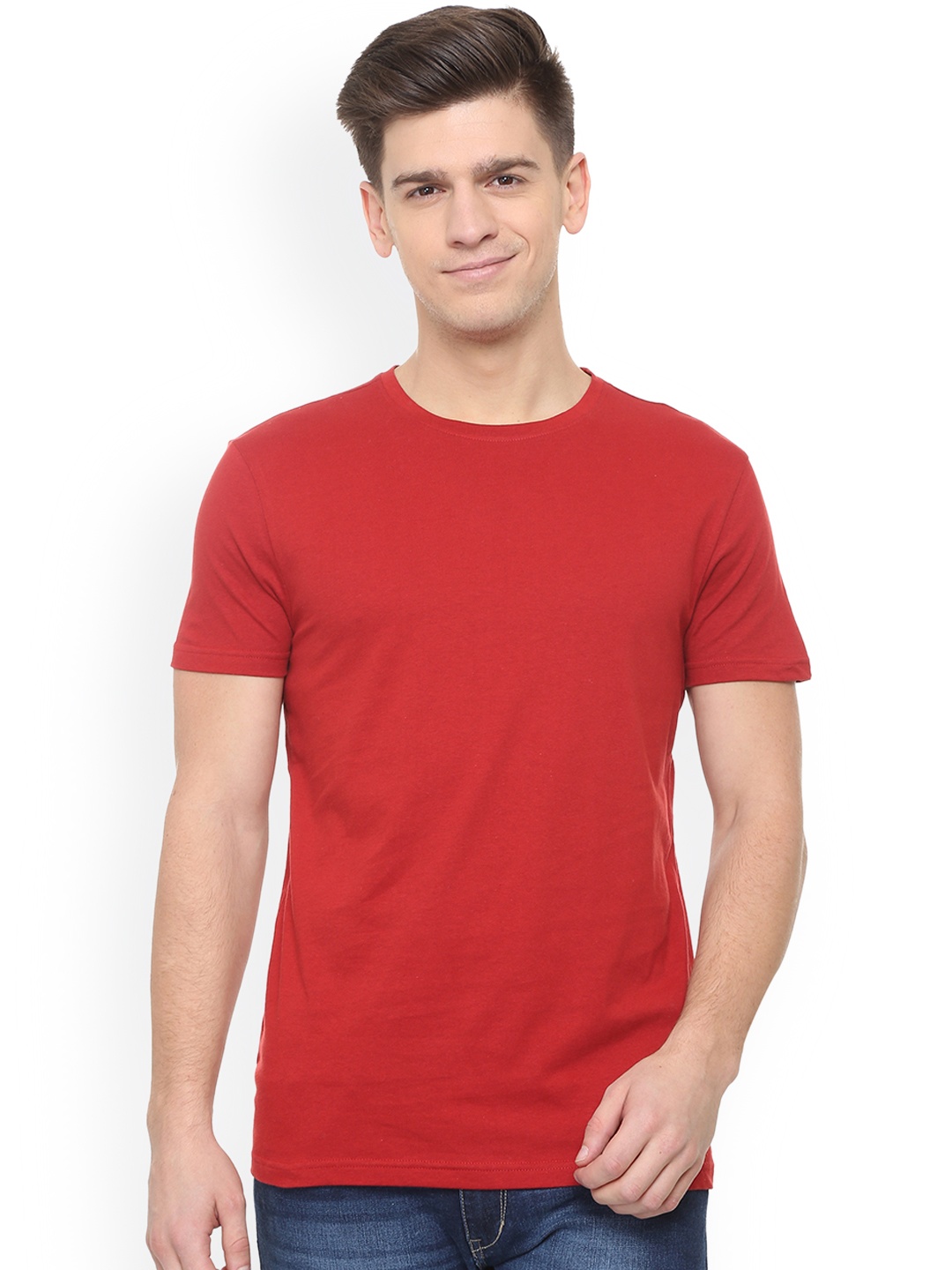 

People Men Maroon Solid Round Neck Pure Cotton T-shirt