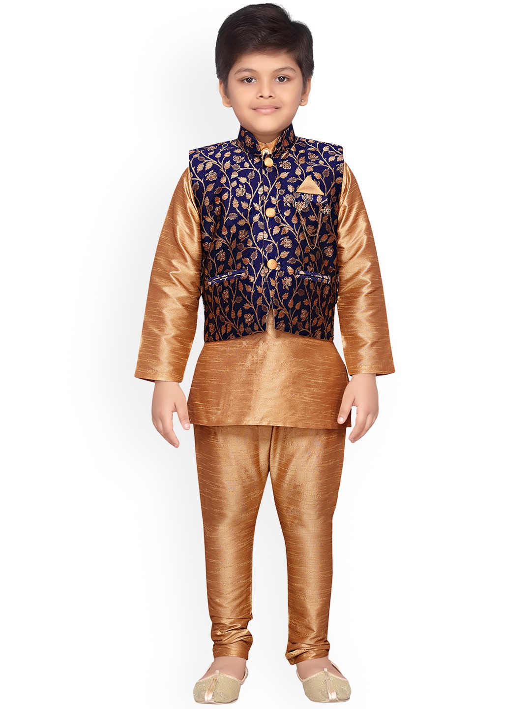 

Aj DEZInES Boys Brown Solid Kurta with Pyjamas