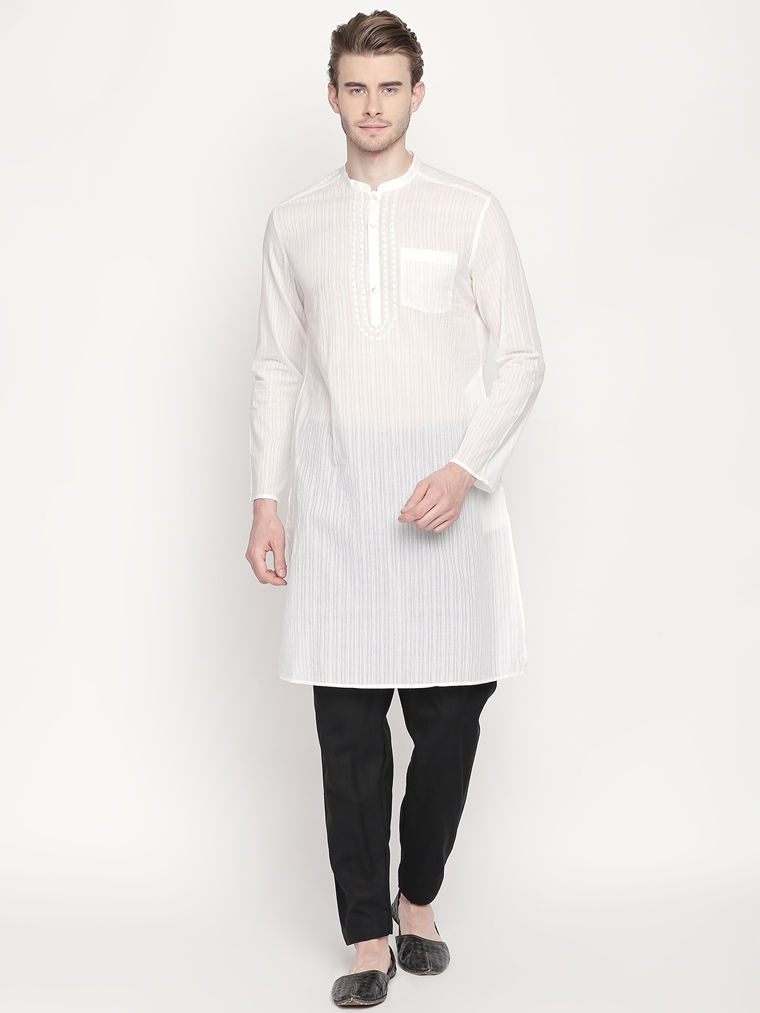 

indus route by Pantaloons Men White Striped Straight Kurta