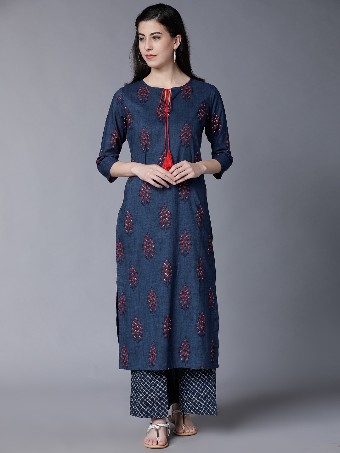 

Vishudh Women Navy Blue Printed Kurta with Palazzos