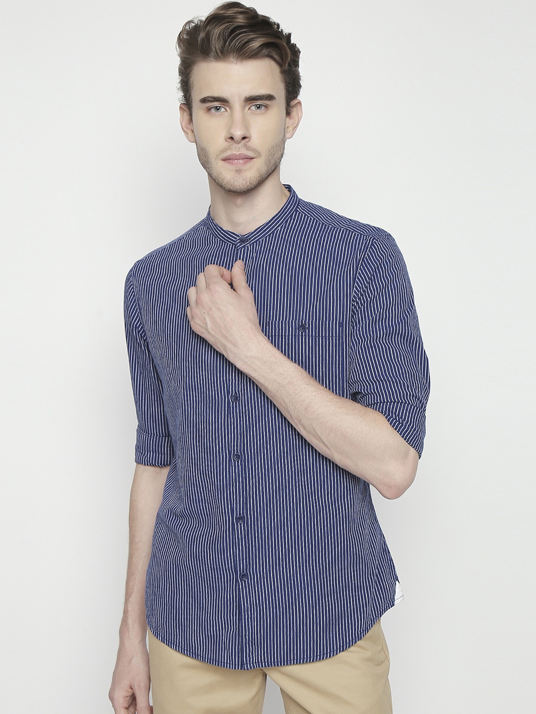 

Urban Ranger by pantaloons Men Blue Slim Fit Striped Casual Shirt