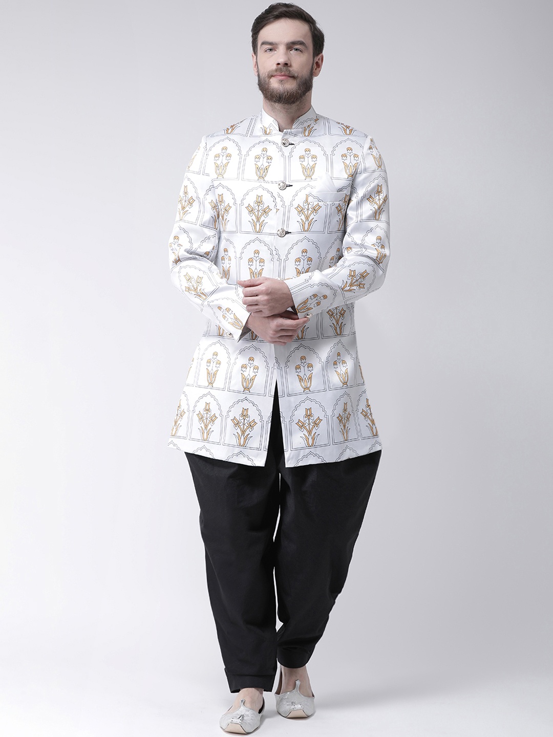 

Hangup Men Off White Printed Sherwani With Black Solid Dhoti Pants