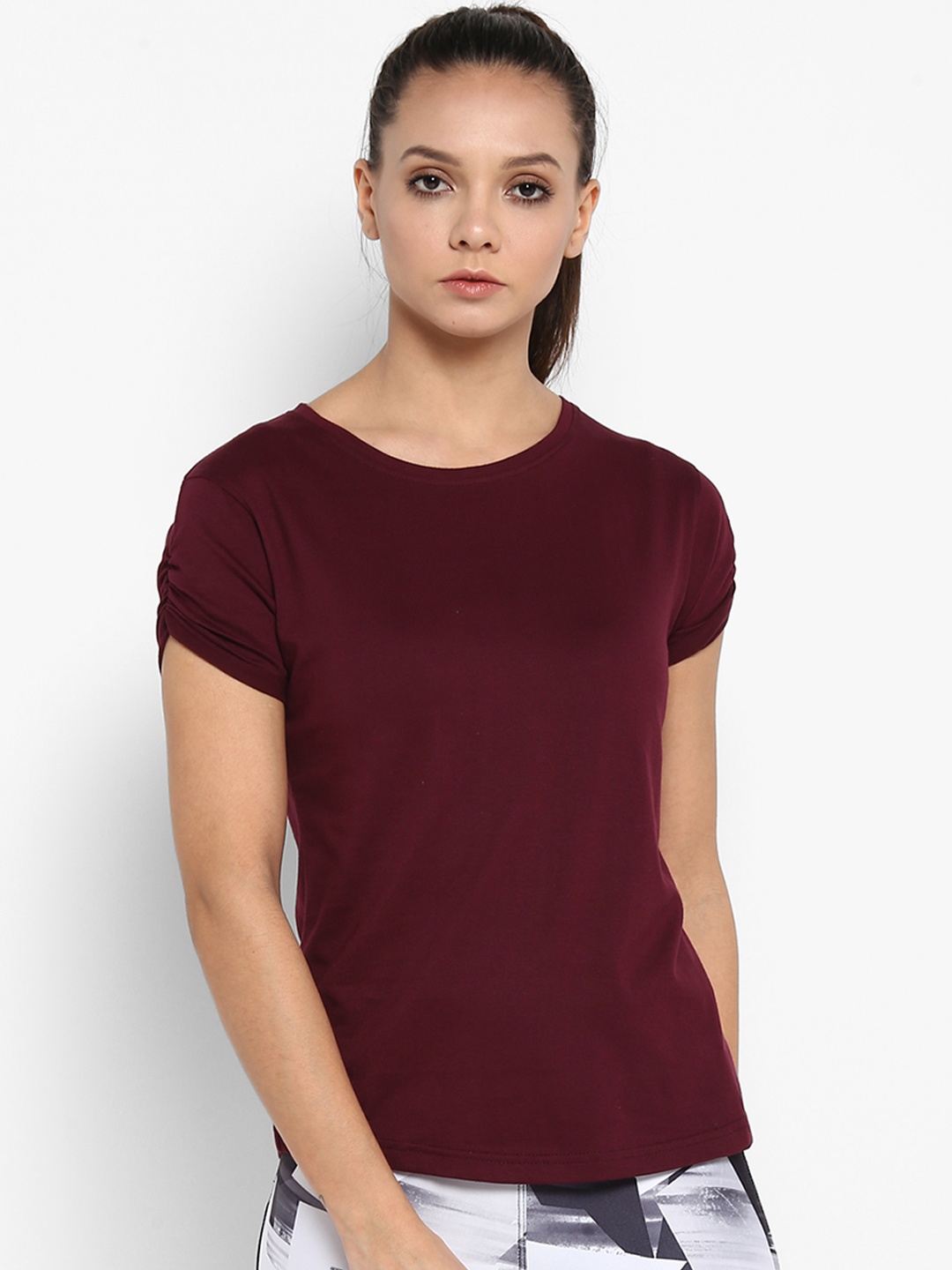 

appulse Women Maroon Solid Round Neck T-shirt